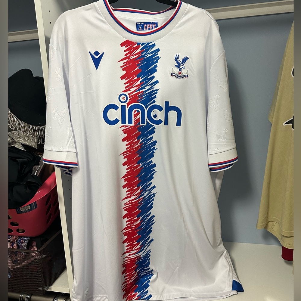 Crystal Palace white home kit Michael Olise #7
